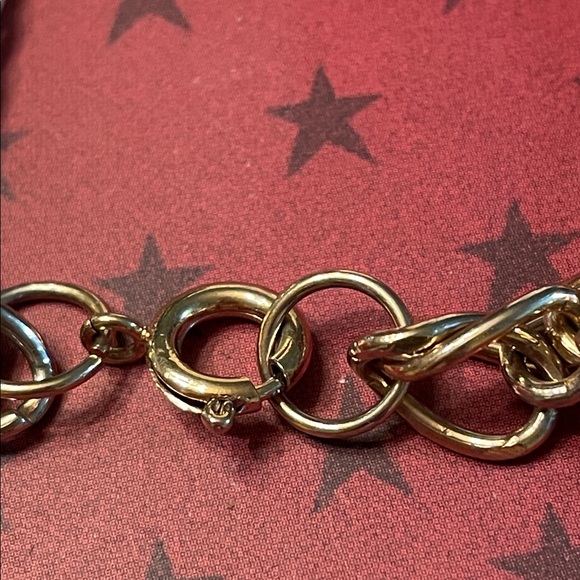 Vintage Gold Charm Bracelet With Nine Charms - Picture 6 of 7